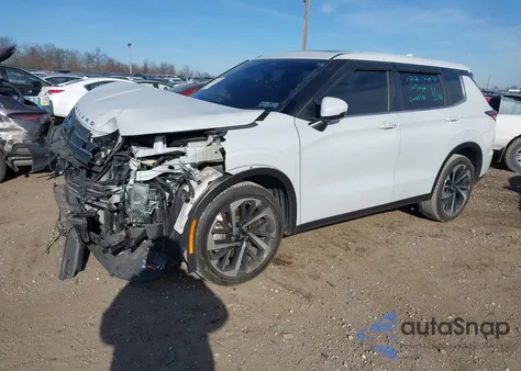 2024 Mitsubishi Outlander Se 2.5 2Wd z USA, uszkodzony, nr VIN JA4J3VA89RZ087834